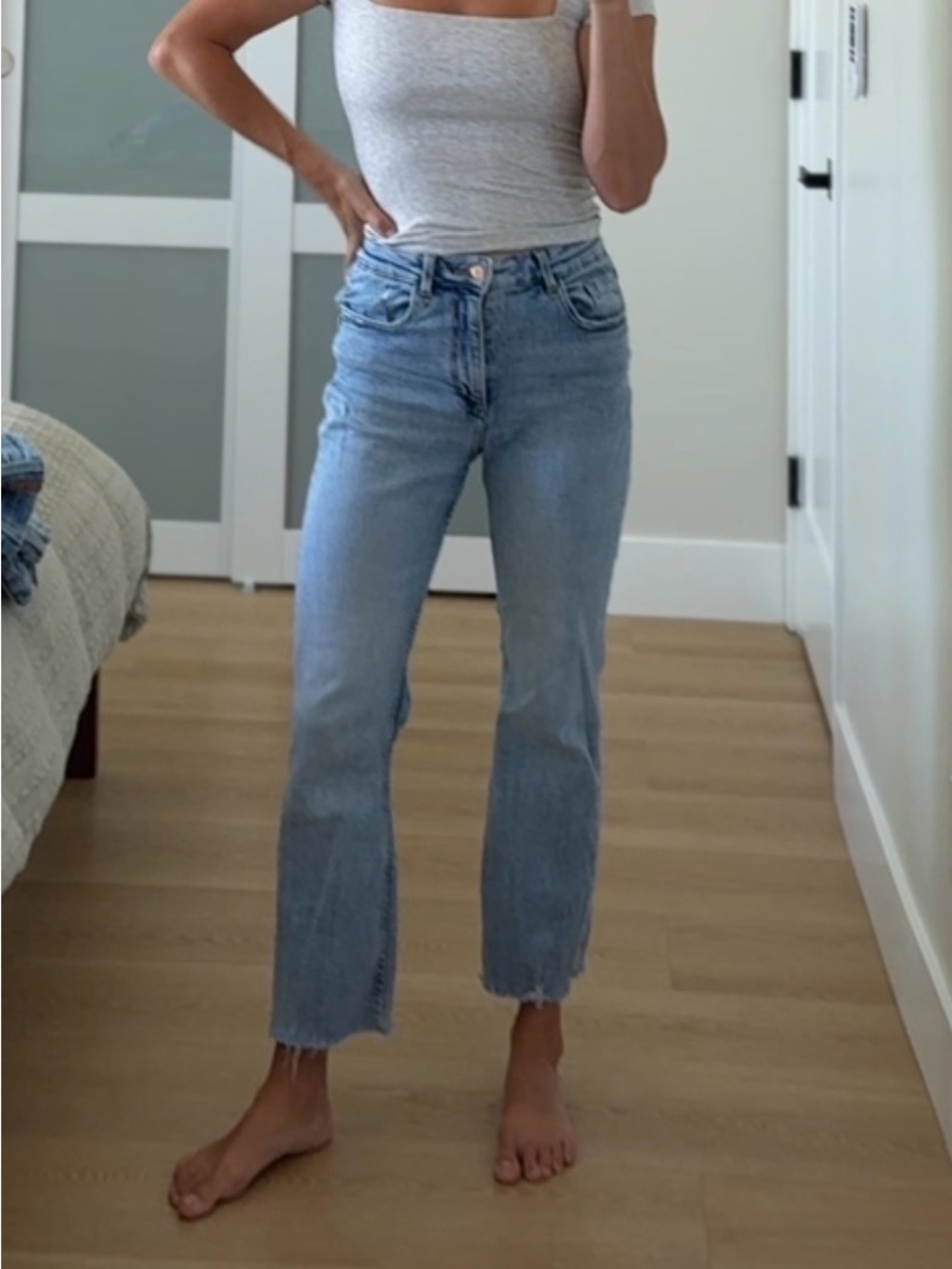Zara Light Blue Cropped Straight Jeans - Women